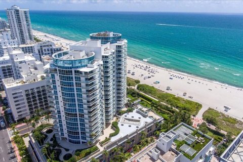 Condo in Miami Beach, Florida, 3 bedrooms  № 2069647 - photo 3