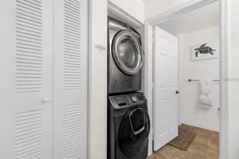 Townhouse in Kissimmee, Florida 3 bedrooms, 120.4 sq.m. № 2391517 - photo 13