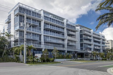 Condo in Bay Harbor Islands, Florida, 4 bedrooms  № 1862211 - photo 1