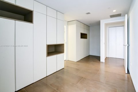 Condo in Bay Harbor Islands, Florida, 4 bedrooms  № 1862211 - photo 24