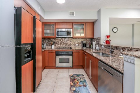 Copropriété à louer à Hallandale Beach, Floride: 2 chambres, 124.77 m2 № 2036736 - photo 18