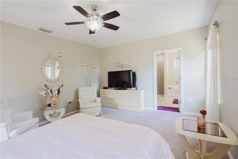 House in Haines City, Florida 3 bedrooms, 164.44 sq.m. № 1865936 - photo 15