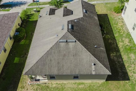 House in Haines City, Florida 3 bedrooms, 164.44 sq.m. № 1865936 - photo 28