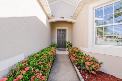 House in Haines City, Florida 3 bedrooms, 164.44 sq.m. № 1865936 - photo 4