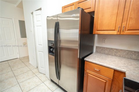 Condo in Miramar, Florida, 3 bedrooms  № 2043531 - photo 10