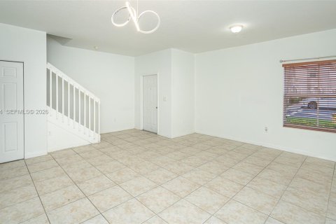 Condo in Miramar, Florida, 3 bedrooms  № 2043531 - photo 30