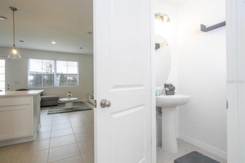 Adosado en alquiler en Davenport, Florida, 3 dormitorios, 161.84 m2 № 1831913 - foto 13