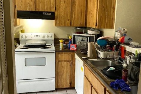 Touwnhouse à vendre à Gainesville, Floride: 2 chambres, 94.39 m2 № 1749384 - photo 3