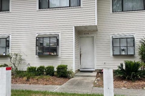 Touwnhouse à vendre à Gainesville, Floride: 2 chambres, 94.39 m2 № 1749384 - photo 1