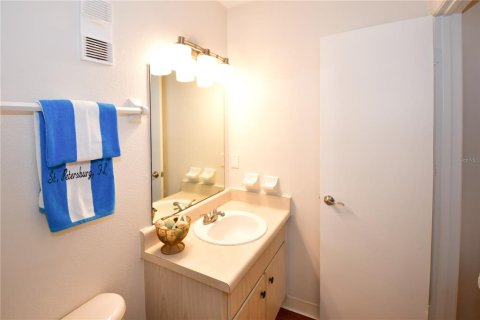 Copropriété à louer à Saint Petersburg, Floride: 2 chambres, 94.57 m2 № 1781111 - photo 29