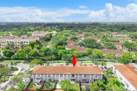 Touwnhouse à vendre à Miramar, Floride: 2 chambres, 121.98 m2 № 2077406 - photo 25