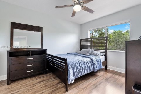 Touwnhouse à vendre à Miramar, Floride: 2 chambres, 121.98 m2 № 2077406 - photo 13