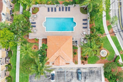 Touwnhouse à vendre à Miramar, Floride: 2 chambres, 121.98 m2 № 2077406 - photo 28