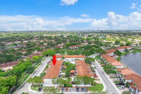 Touwnhouse à vendre à Miramar, Floride: 2 chambres, 121.98 m2 № 2077406 - photo 24
