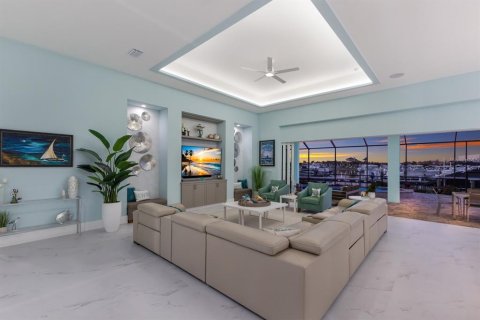 Casa en venta en Palmetto, Florida, 4 dormitorios, 309.18 m2 № 1876066 - foto 19
