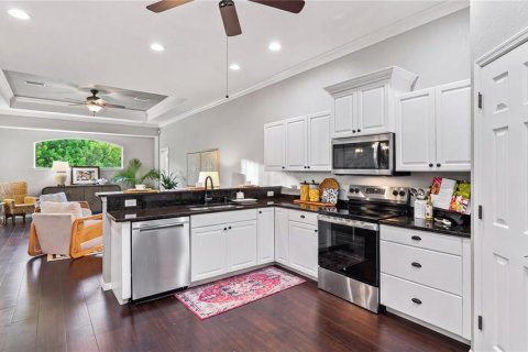 Villa ou maison à vendre à Parrish, Floride: 4 chambres, 249.07 m2 № 2310928 - photo 8