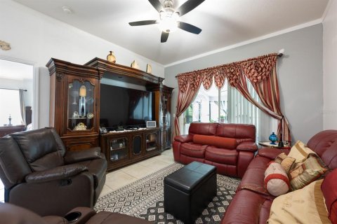 Купить виллу или дом в Киссимми, Флорида 10 комнат, 170.2м2, № 1772800 - фото 8