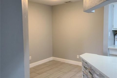 Condo in Altamonte Springs, Florida, 1 bedroom  № 1767872 - photo 5