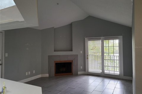 Condo in Altamonte Springs, Florida, 1 bedroom  № 1767872 - photo 4