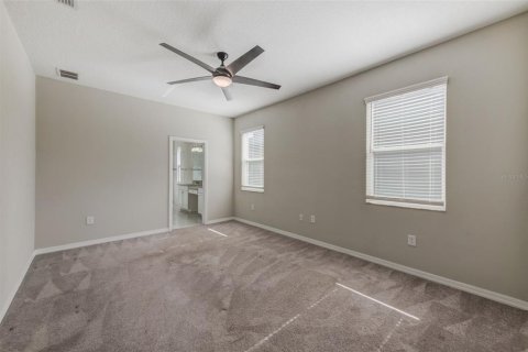 House in Riverview, Florida 5 bedrooms, 353.03 sq.m. № 1509157 - photo 20