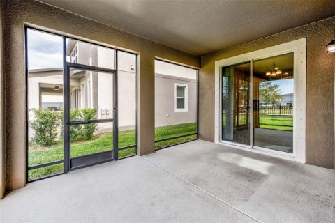 House in Riverview, Florida 5 bedrooms, 353.03 sq.m. № 1509157 - photo 24
