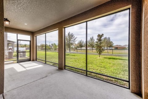 House in Riverview, Florida 5 bedrooms, 353.03 sq.m. № 1509157 - photo 23