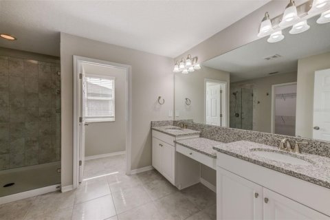 House in Riverview, Florida 5 bedrooms, 353.03 sq.m. № 1509157 - photo 30