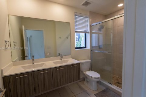 Condo in Doral, Florida, 3 bedrooms  № 2249984 - photo 27