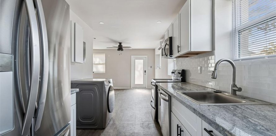 Apartment in Tampa, Florida 2 bedrooms, 92.9 sq.m. № 2099963
