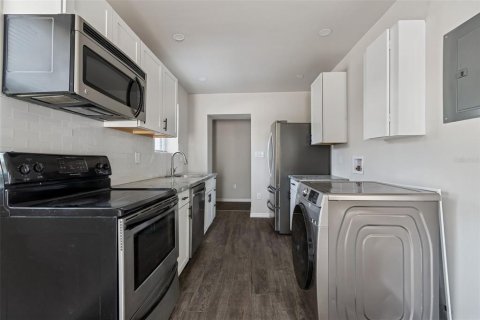 Apartment in Tampa, Florida 2 bedrooms, 92.9 sq.m. № 2099963 - photo 4