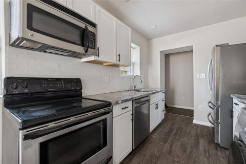 Apartment in Tampa, Florida 2 bedrooms, 92.9 sq.m. № 2099963 - photo 3
