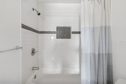 Apartment in Tampa, Florida 2 bedrooms, 92.9 sq.m. № 2099963 - photo 13