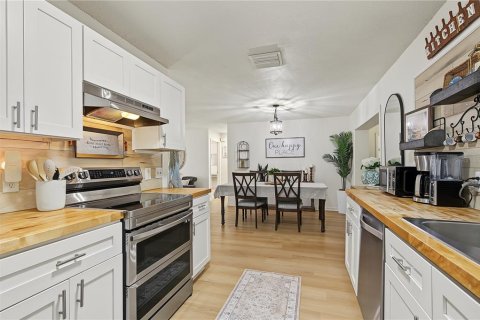 Villa ou maison à vendre à Spring Hill, Floride: 3 chambres, 142.51 m2 № 2429230 - photo 15