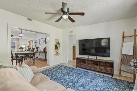 Villa ou maison à vendre à Spring Hill, Floride: 3 chambres, 142.51 m2 № 2429230 - photo 29