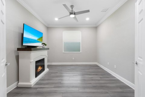 Casa en venta en Port St. Lucie, Florida, 3 dormitorios, 179.86 m2 № 2190240 - foto 25