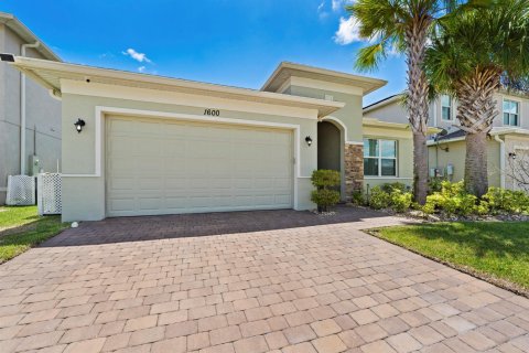 Casa en venta en Port St. Lucie, Florida, 3 dormitorios, 179.86 m2 № 2190240 - foto 8