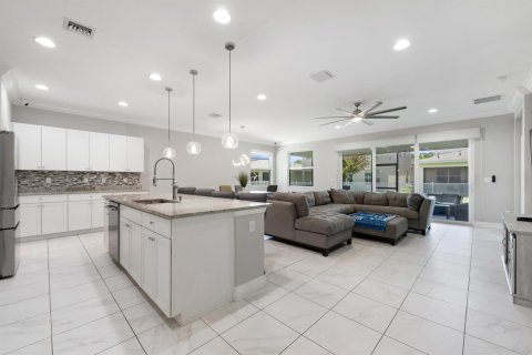 Casa en venta en Port St. Lucie, Florida, 3 dormitorios, 179.86 m2 № 2190240 - foto 3