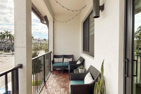 Touwnhouse à vendre à Doral, Floride: 3 chambres, 259.1 m2 № 2034816 - photo 21