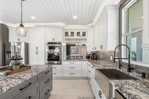 House in Port Charlotte, Florida 5 bedrooms, 494.61 sq.m. № 1608991 - photo 28