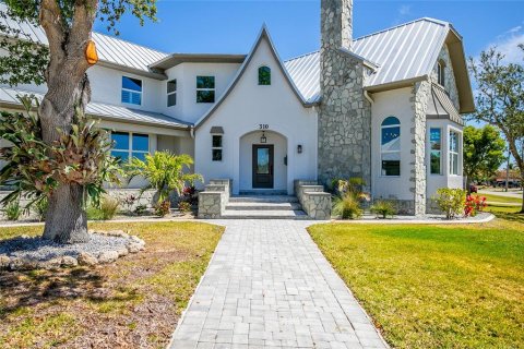 House in Port Charlotte, Florida 5 bedrooms, 494.61 sq.m. № 1608991 - photo 7