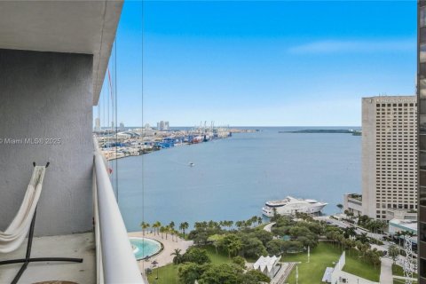 Condominio en venta en Miami, Florida, 2 dormitorios, 116.69 m2 № 1964202 - foto 28
