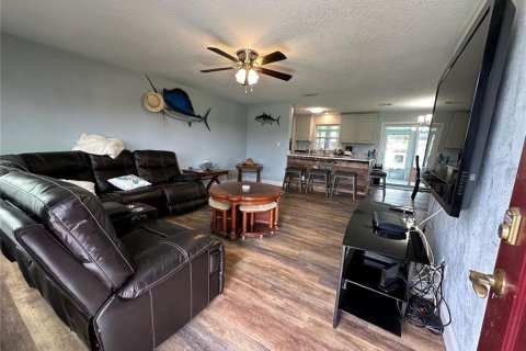 Villa ou maison à vendre à Astor, Floride: 3 chambres, 104.05 m2 № 1902111 - photo 7