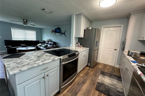 Купить виллу или дом в Эстор, Флорида 9 комнат, 104.05м2, № 1902111 - фото 10