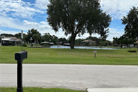 Villa ou maison à vendre à Astor, Floride: 3 chambres, 104.05 m2 № 1902111 - photo 3