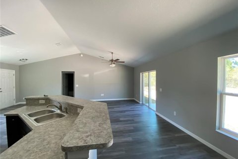 Villa ou maison à louer à Ocala, Floride: 3 chambres, 131.55 m2 № 2433607 - photo 9