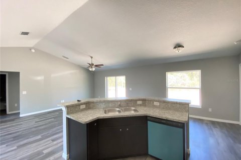 Villa ou maison à louer à Ocala, Floride: 3 chambres, 131.55 m2 № 2433607 - photo 7