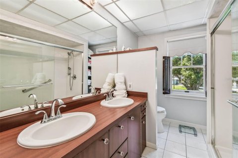 House in Saint Petersburg, Florida 3 bedrooms, 288.65 sq.m. № 1873827 - photo 19