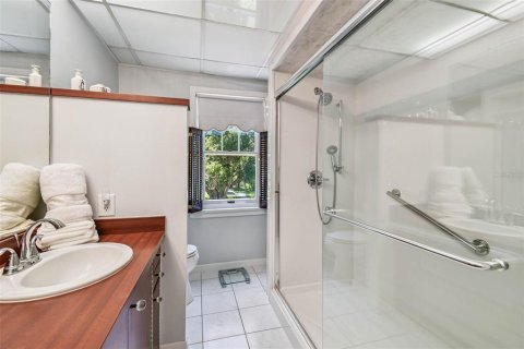 House in Saint Petersburg, Florida 3 bedrooms, 288.65 sq.m. № 1873827 - photo 20