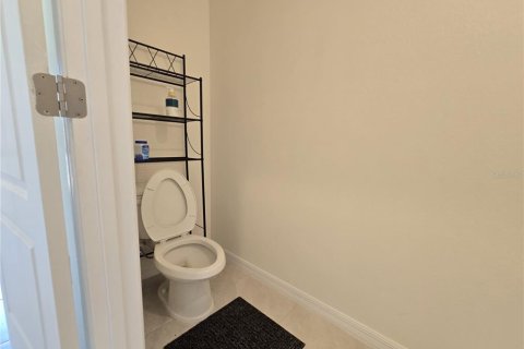 Adosado en alquiler en Howey-in-the-Hills, Florida, 3 dormitorios, 155.43 m2 № 2106759 - foto 9