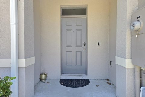 Adosado en alquiler en Howey-in-the-Hills, Florida, 3 dormitorios, 155.43 m2 № 2106759 - foto 3